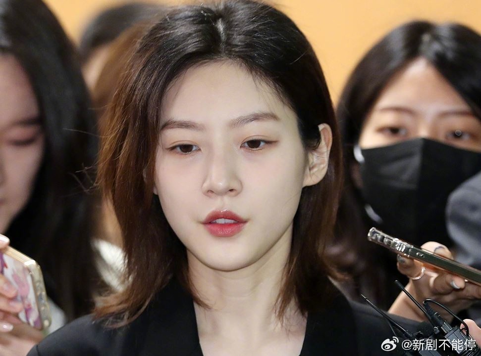 金赛纶妈妈公开金秀贤脱裤洗碗照，一窥背后的故事