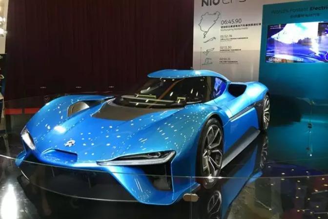 卖一台车亏10万，蔚来真的需要听劝了