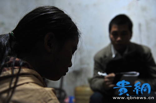 订婚强奸案，男方父亲坚信无罪，背后的故事引人深思