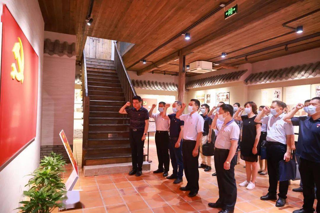 福建福耀科技大学领导班子亮相，引领未来教育新篇章