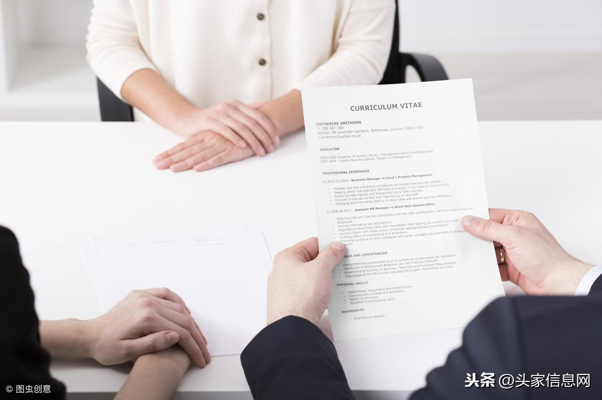 女生简历被打开三分钟就因性别被拒，探究职场性别歧视现象