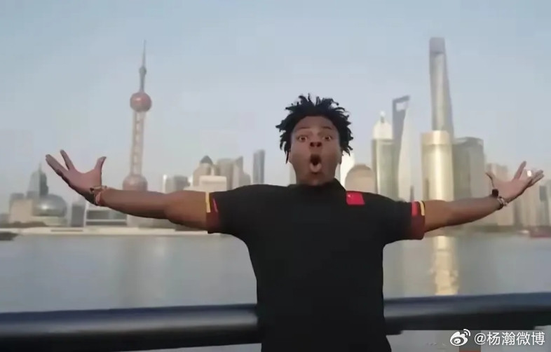 甲亢哥的中国行之旅，多张精彩照片与深情发文引热议
