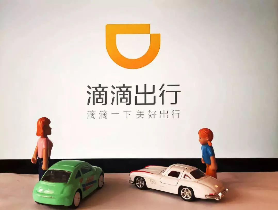 顺风车司机高速上开智驾睡觉，安全与科技的博弈