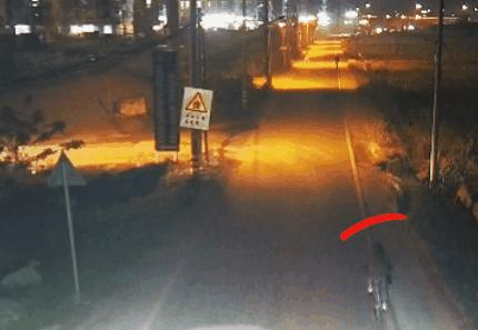 悲剧降临，六岁女童过马路遭遇罐车碾压身亡