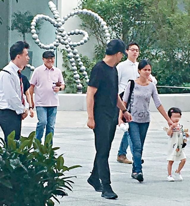 纽约华人夫妇豪宅留两儿子失踪之谜