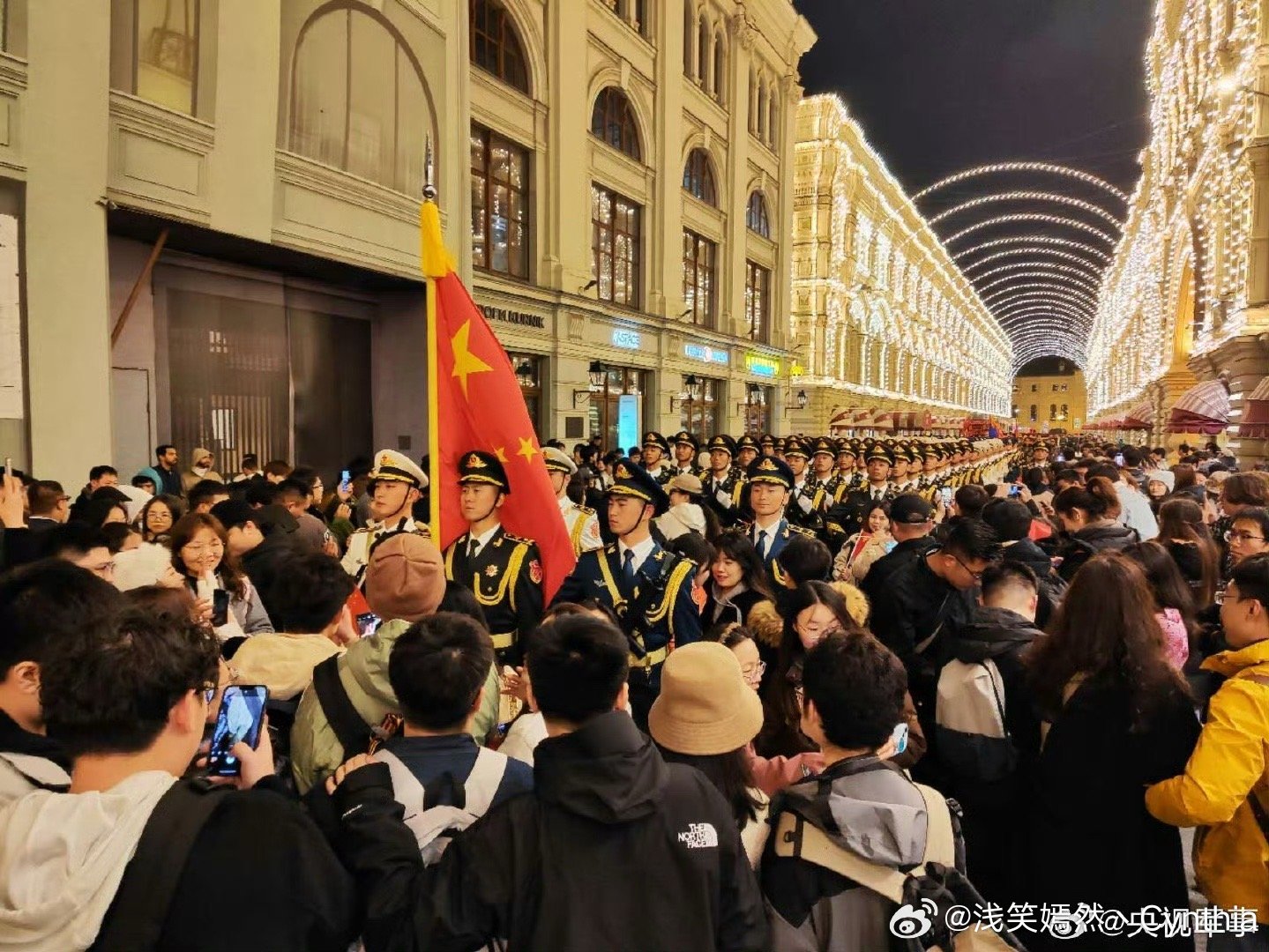 中国排面三次亮相莫斯科红场