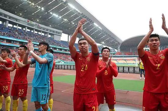 乌兹别克斯坦首次打进世界杯决赛圈，历史性的里程碑