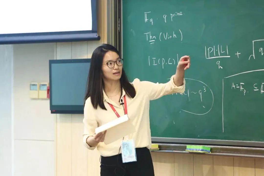 数学家王虹解决世纪难题探秘