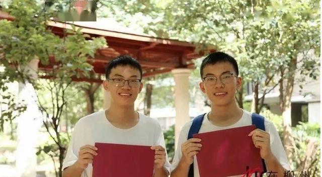 龙凤胎考上大学，梦想启航，未来可期